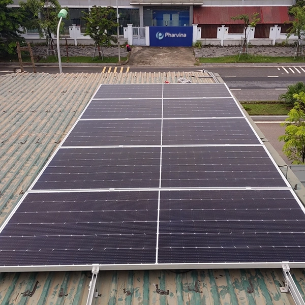 Khách hàng đã lắp pin năng lượng điện mặt trười áp mái